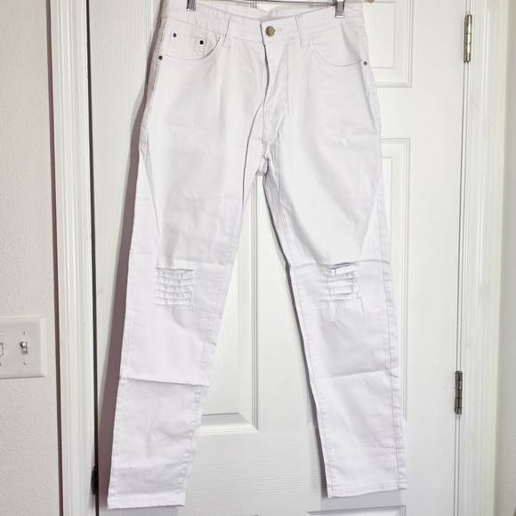 unbranded Other - 32x28 White Distressed Jeans